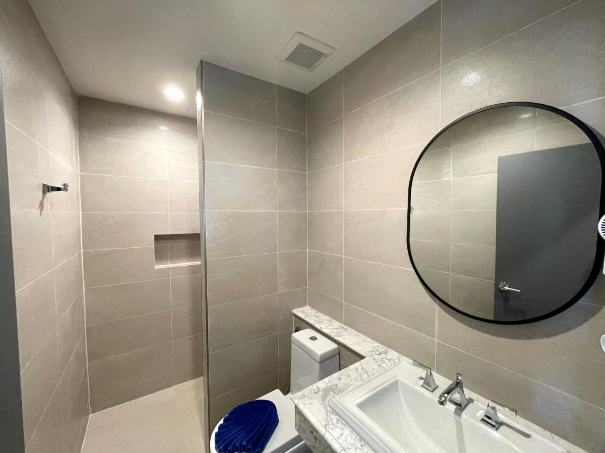 Room Actually Service Apartment Karon Exteriér fotografie