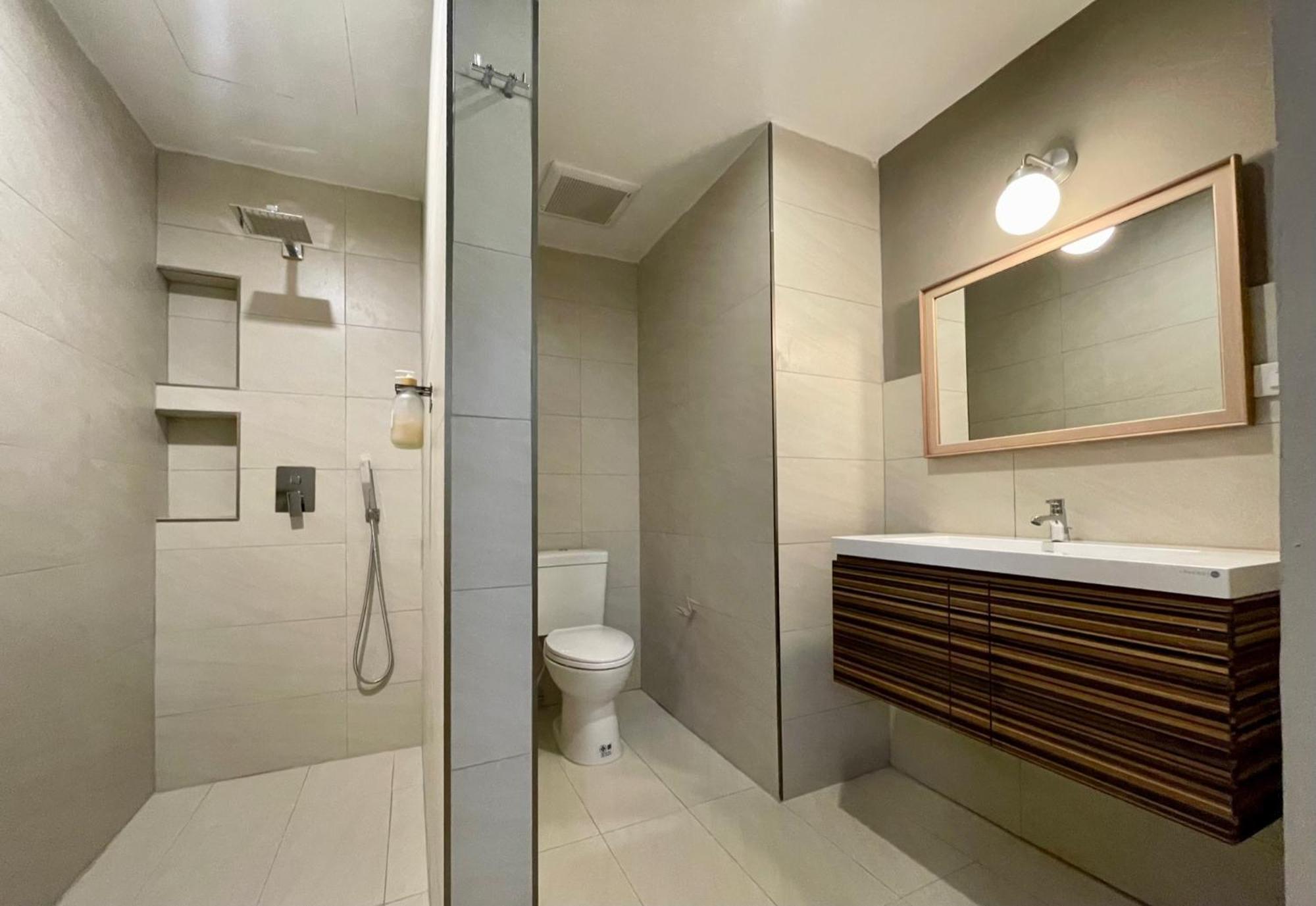Room Actually Service Apartment Karon Exteriér fotografie