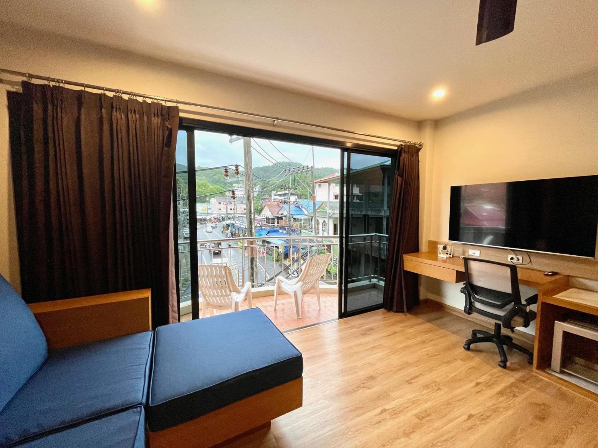 Room Actually Service Apartment Karon Exteriér fotografie